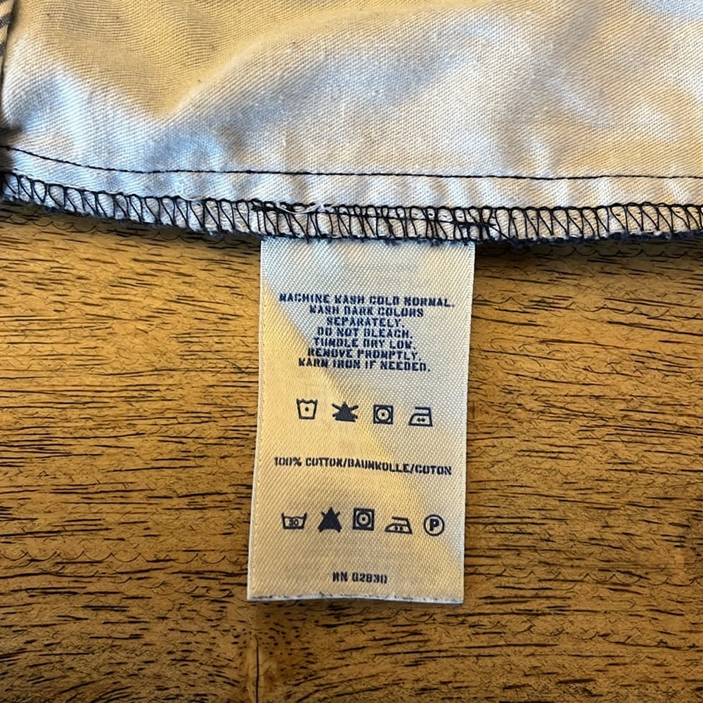 Lands’ End Shorts 💙 - Picture 10 of 12